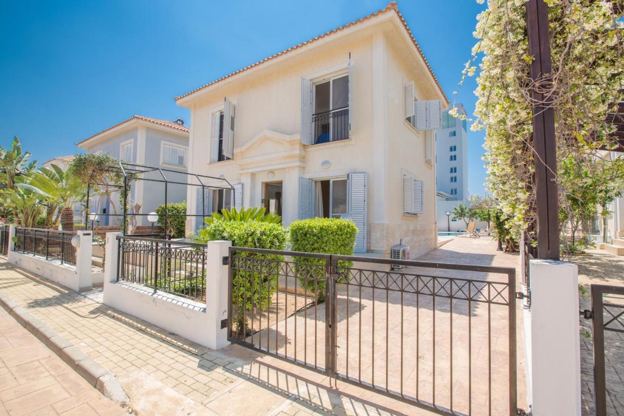 Jason Villas Πρωταράς Εξωτερικό φωτογραφία