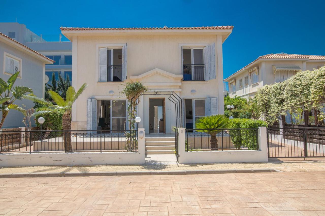 Jason Villas Πρωταράς Εξωτερικό φωτογραφία